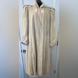 Vintage Natural/ Off White Sheared Mink Coat